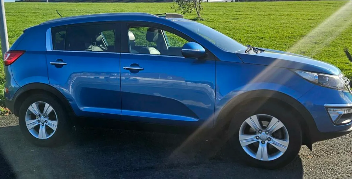 2011 kia sportage NCT 7/26 TAX 5/26 - Image 3