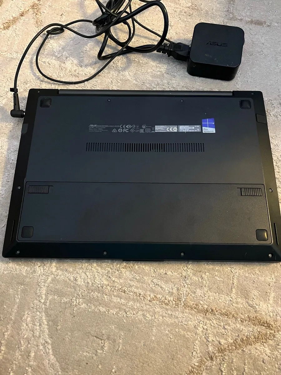 ASUspro i7 laptop - Image 4