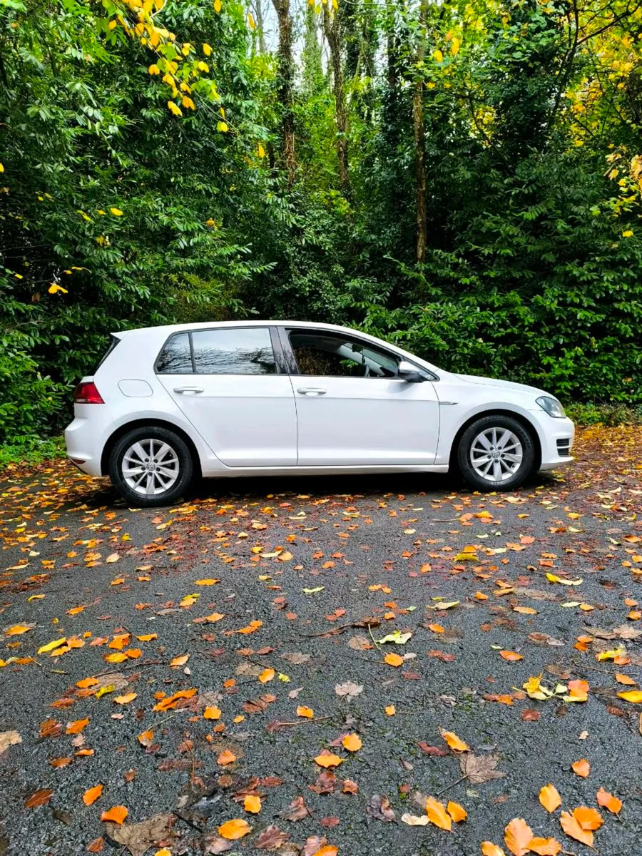 VW Golf Low Mileage NCT 1-27 ⚪Immaculate⚪ 6 speed - Image 2