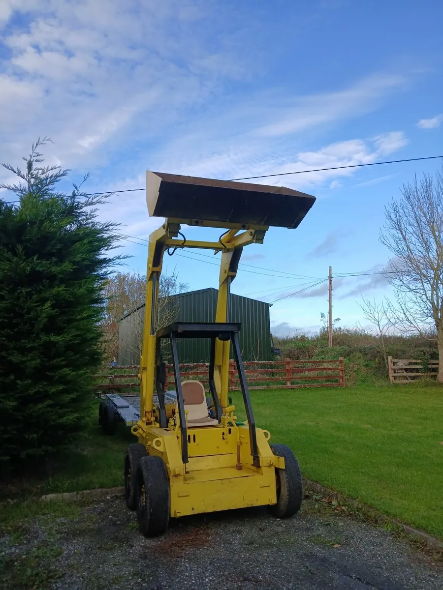 Skid steer - Image 2