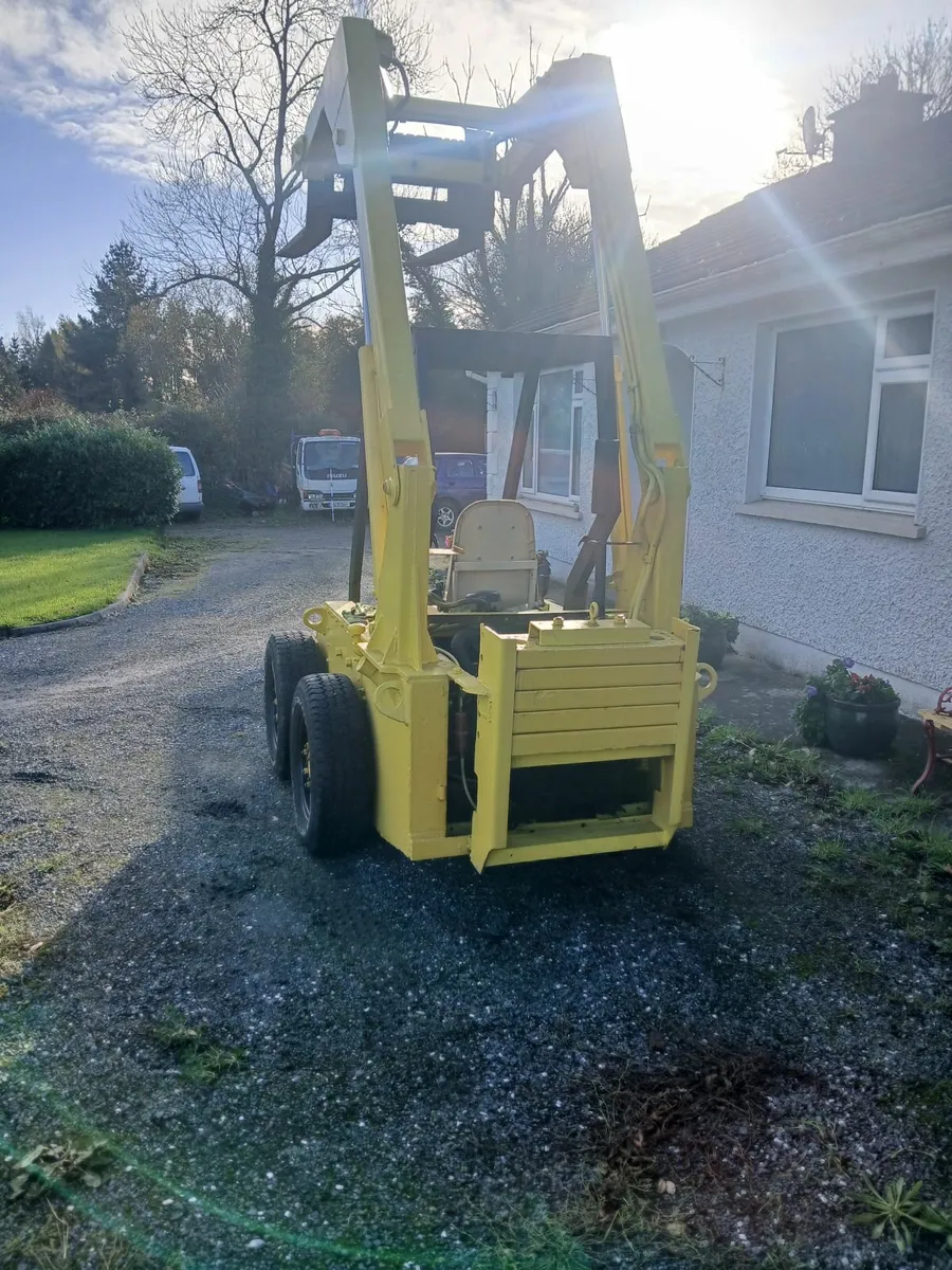 Skid steer - Image 4