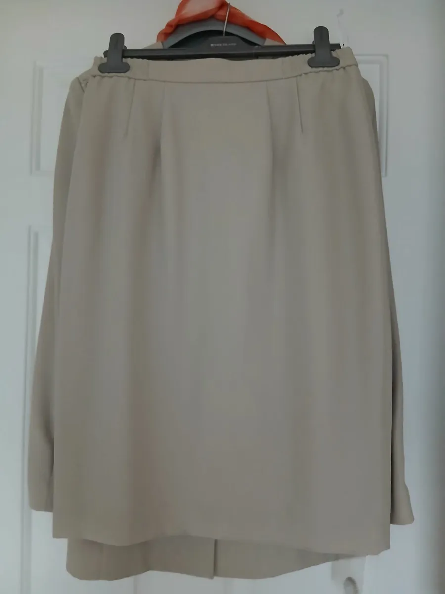 Ladies Suit (New) - Image 2