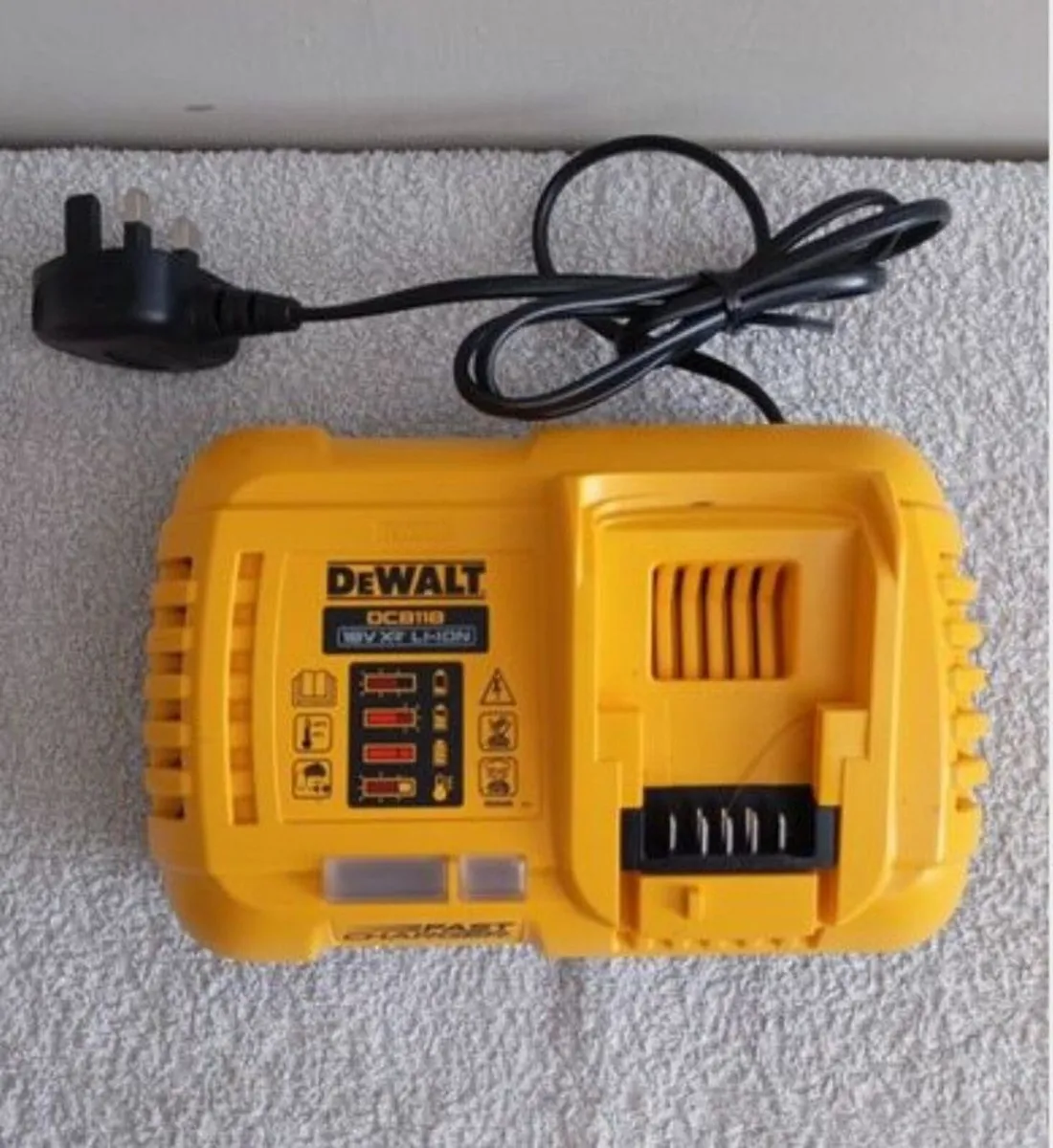 DeWalt Charger and Battery - Image 2