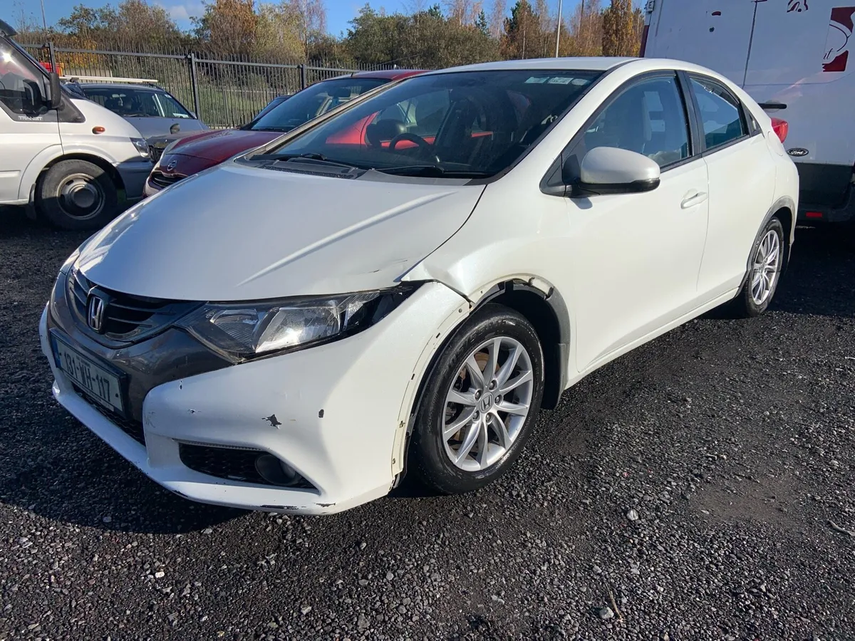 2013 Honda civic diesel - Image 1