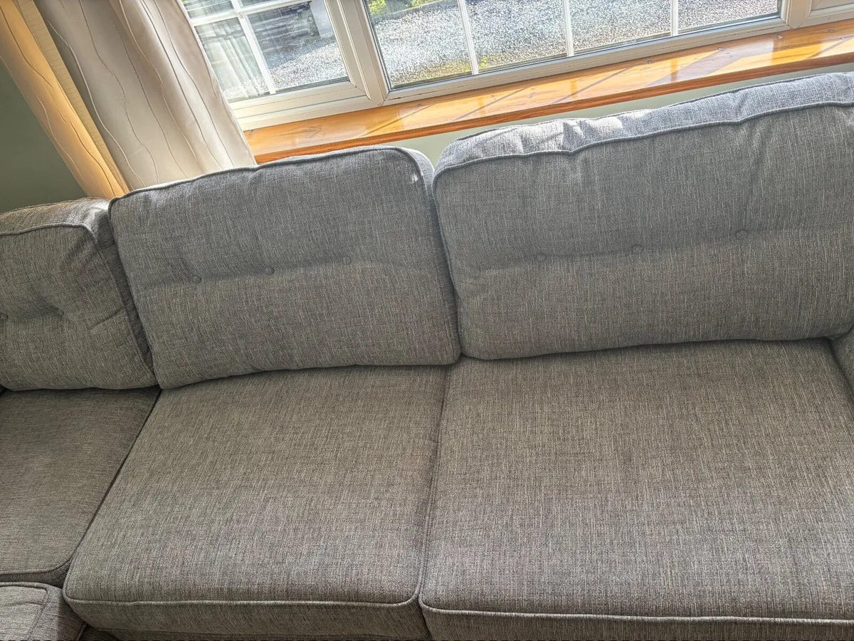 Couch - Image 3