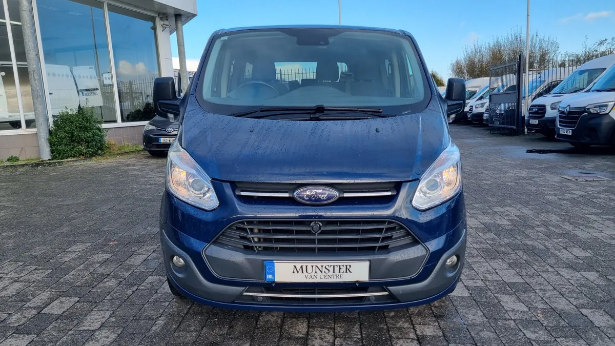 17 CUSTOM TOURNEO LWB 1 OWNER,HIGH SPEC 9 SEATER - Image 4