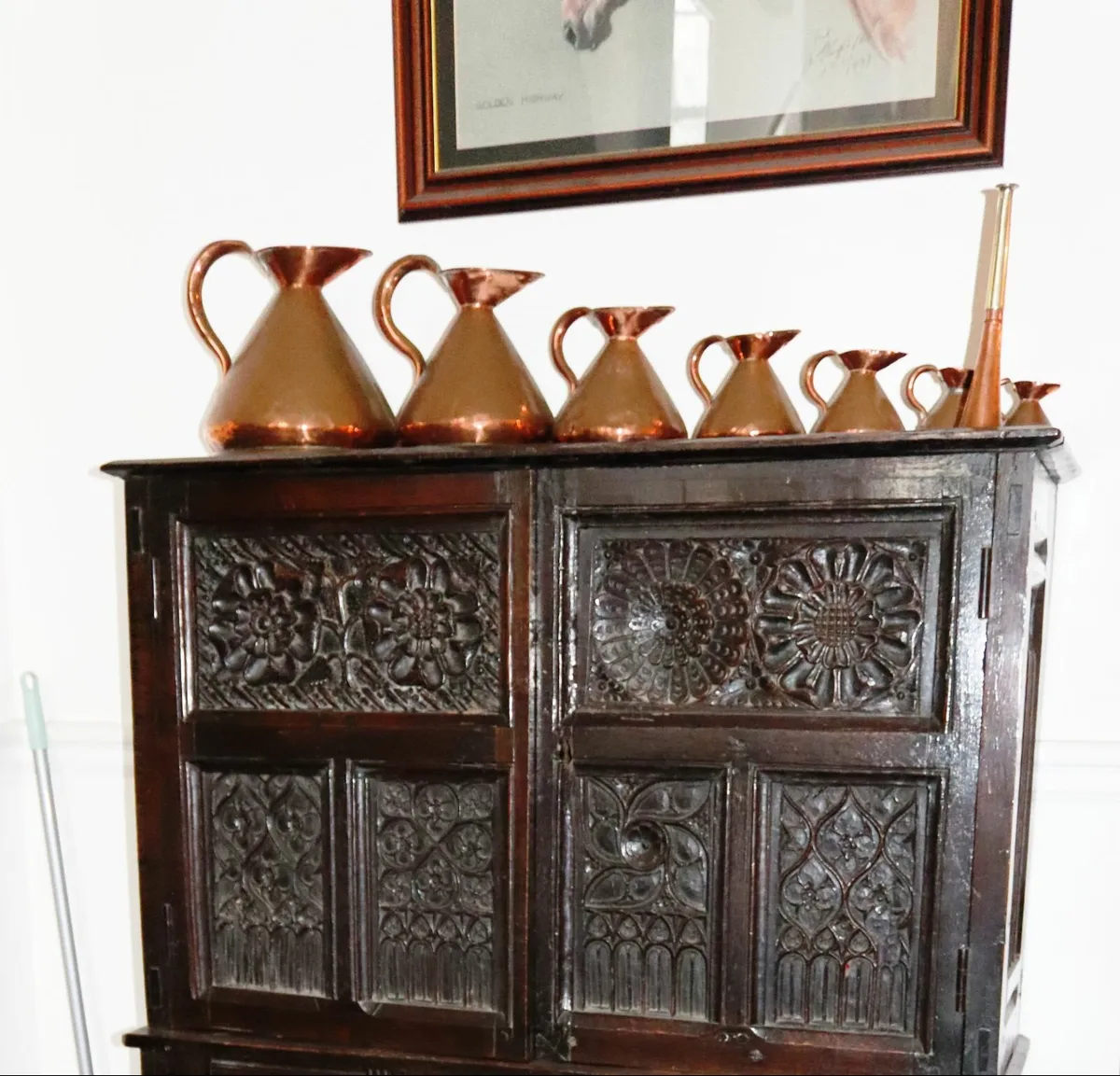 Antique Graduating Copper Jugs, Superb set - Image 1