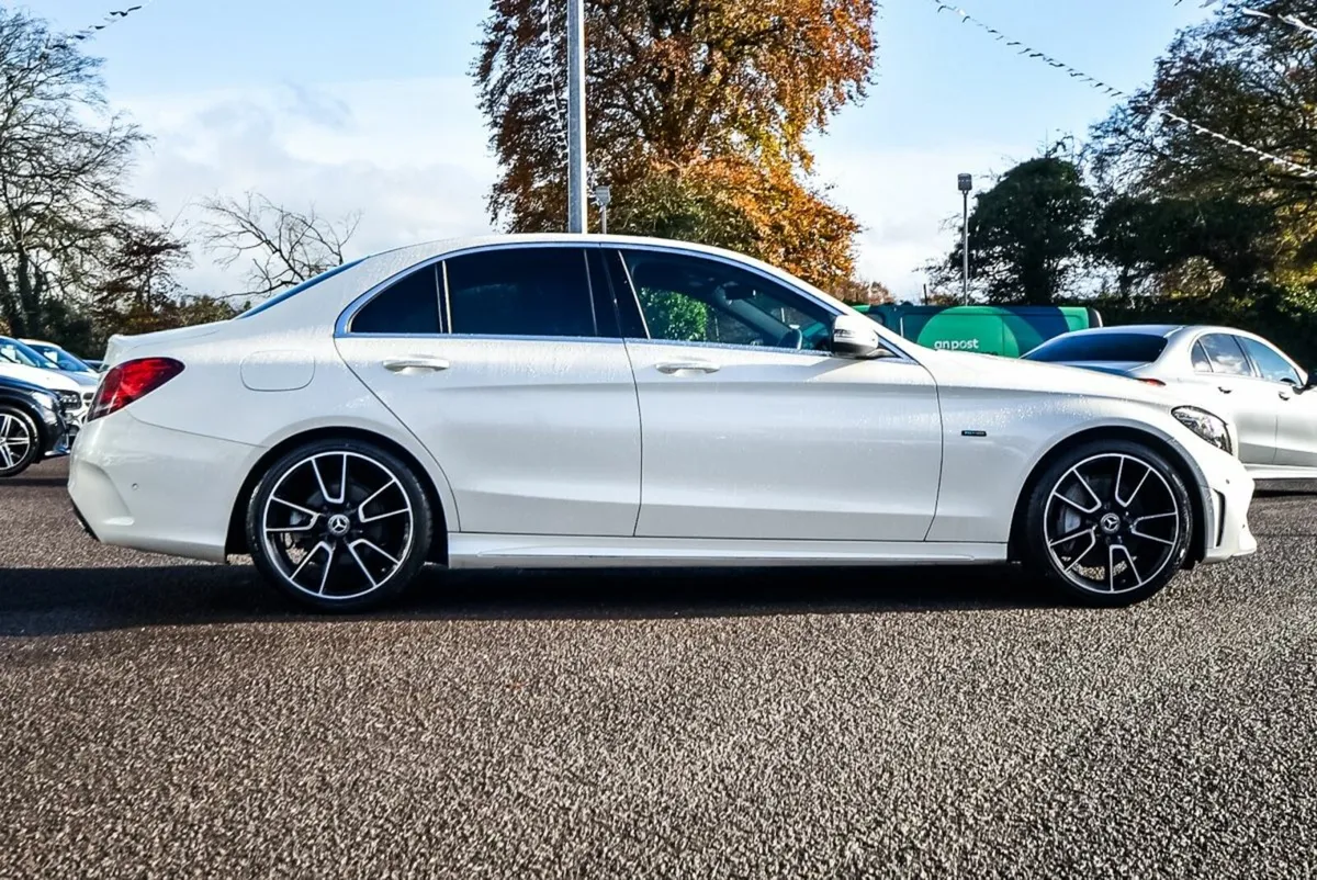 Mercedes-Benz C-Class C300de AMG Premium Edition 3 - Image 4