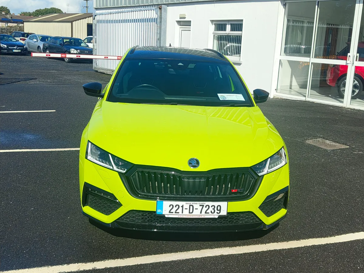 Skoda Octavia 2.0 **VRS**AUTO** - Image 2