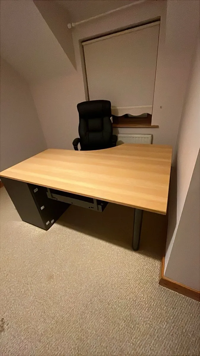 Office desk