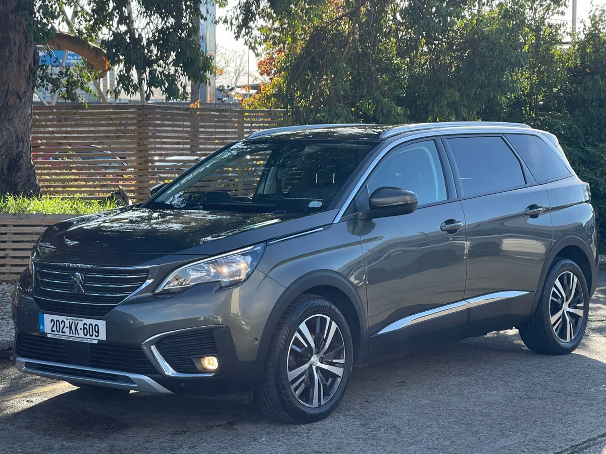 Peugeot 5008 2020 - Image 2
