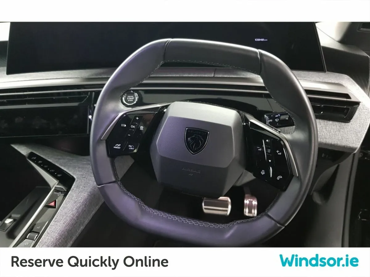 Peugeot 3008 BEV 73kWH 210BHP Allure - Image 4