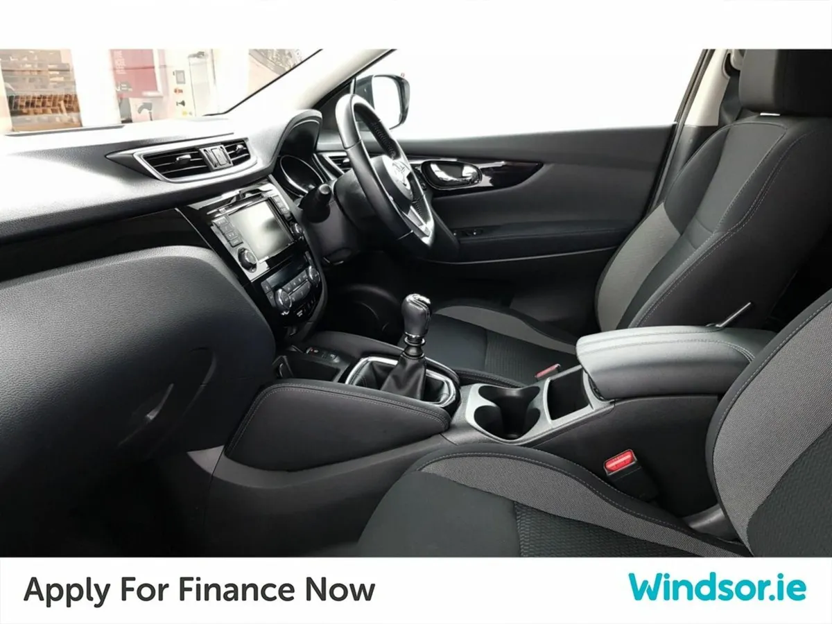 Nissan Qashqai 1.3 PET SE - Image 4