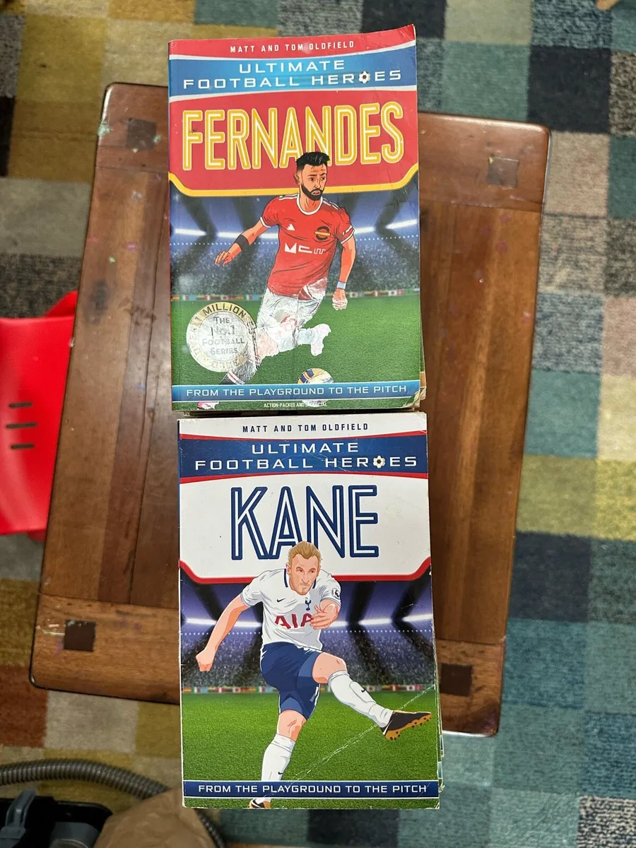 Ultimate Football Heroes Books - Image 1