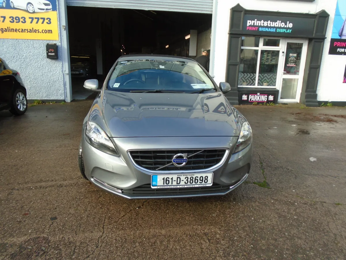 Volvo V40 2016 AUTO leather - Image 2