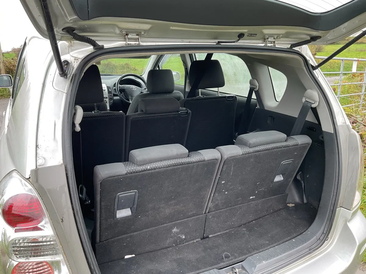 2008 Toyota verso 1.6 petrol - Image 4