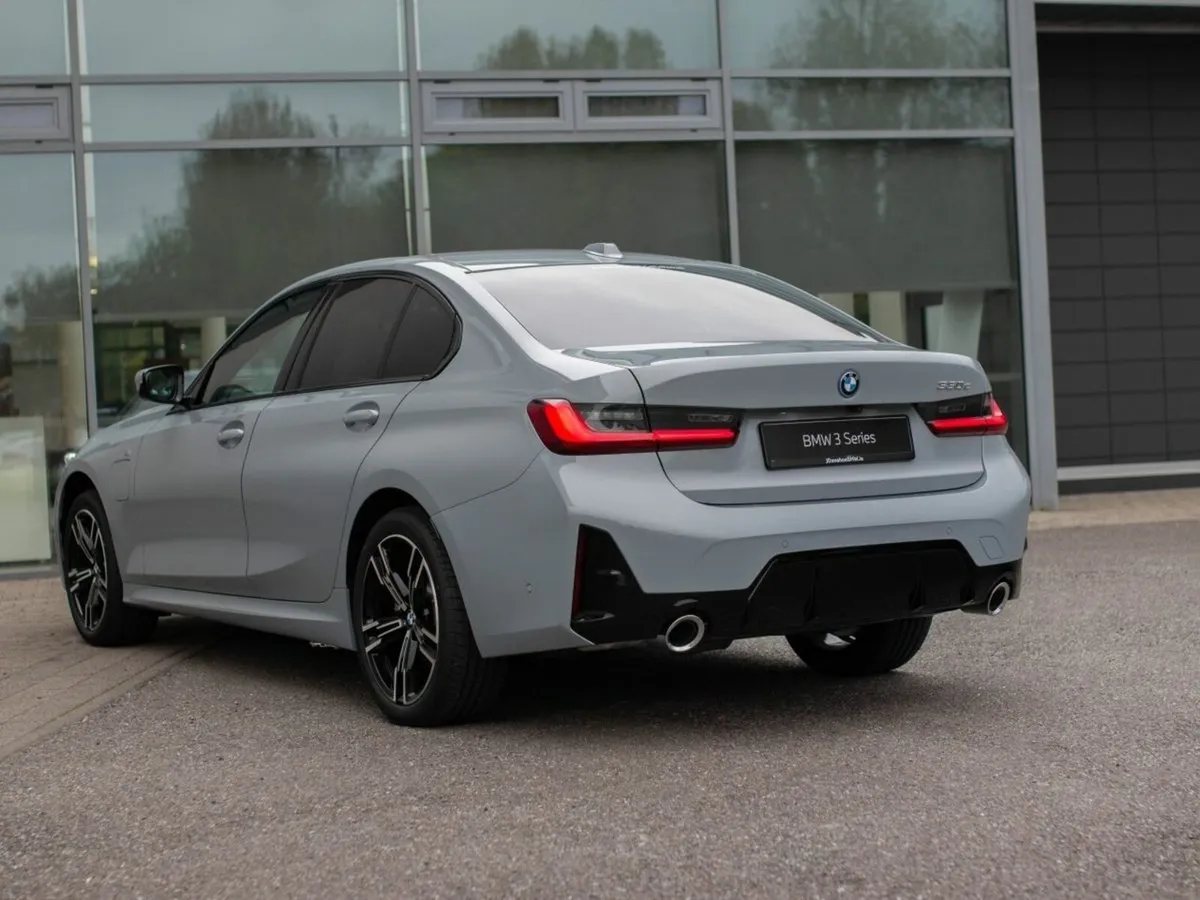 BMW 3-Series 330e M Sport - Image 2
