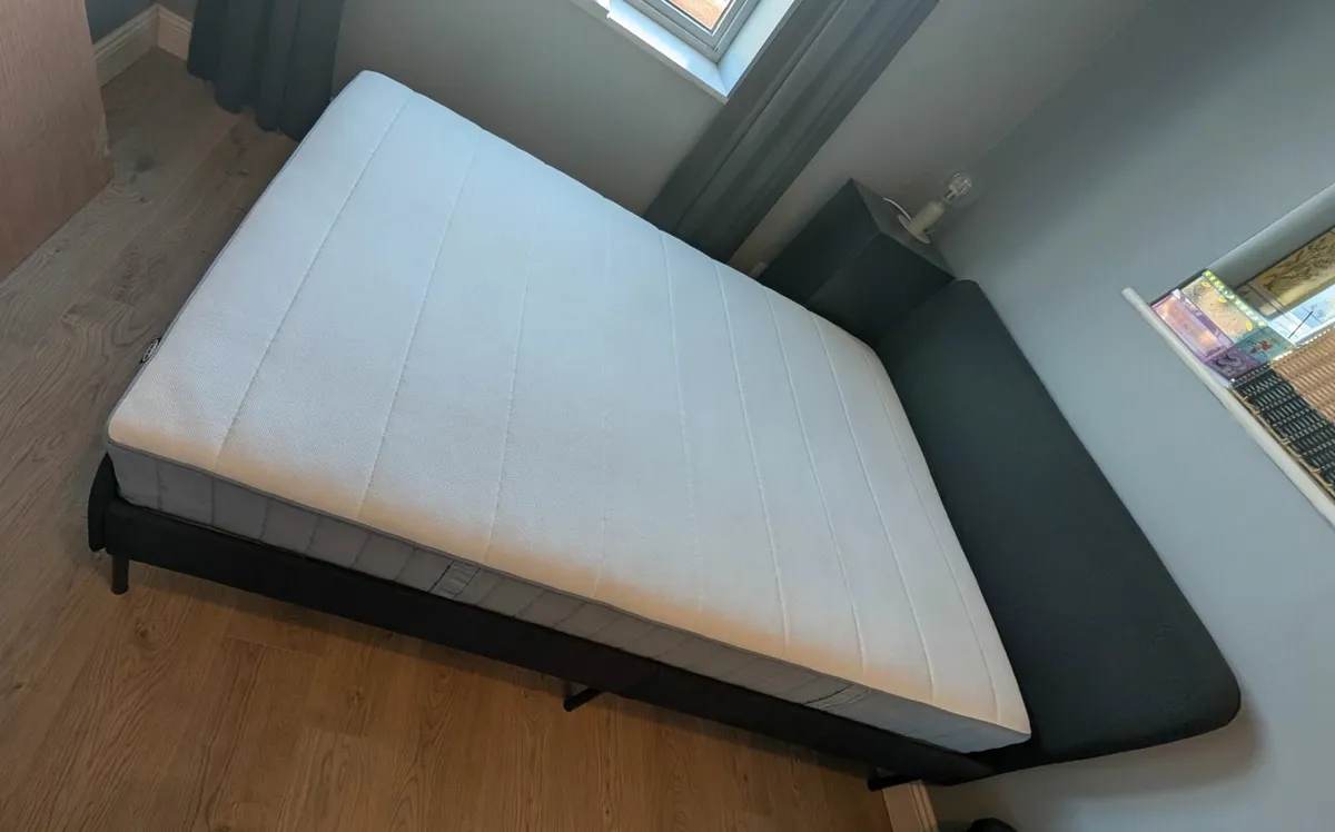 Double bed and Mattress - Image 3