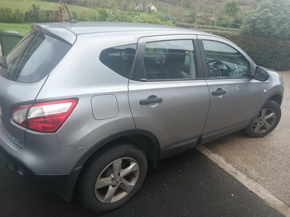 Nissan Qashqai 2011 - Image 2