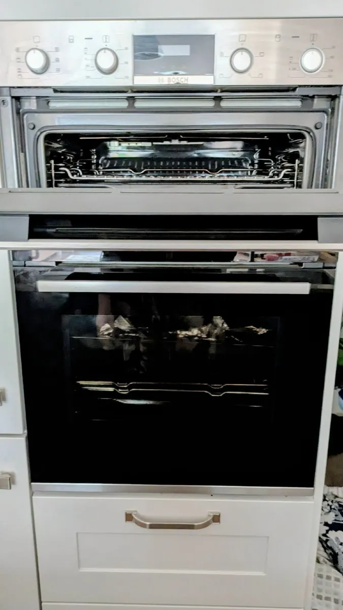 Bosch Serie 4 Built In Double Oven - Image 2