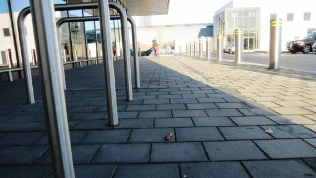 Kilsaran Corrib Block Charcoal-60mm -SALE PRICE - Image 1