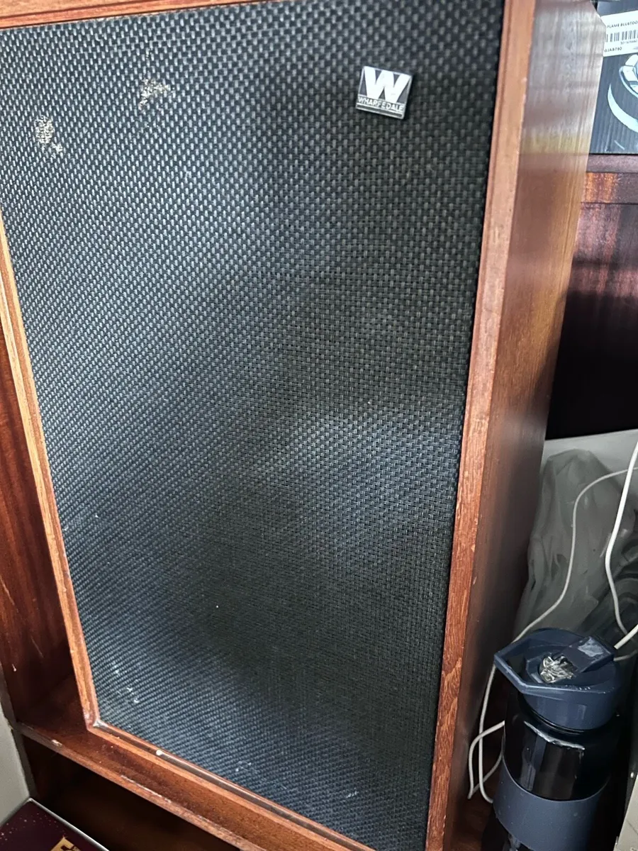 A Pair Of Wharfedale Dovedale 3 Speakers - Image 1