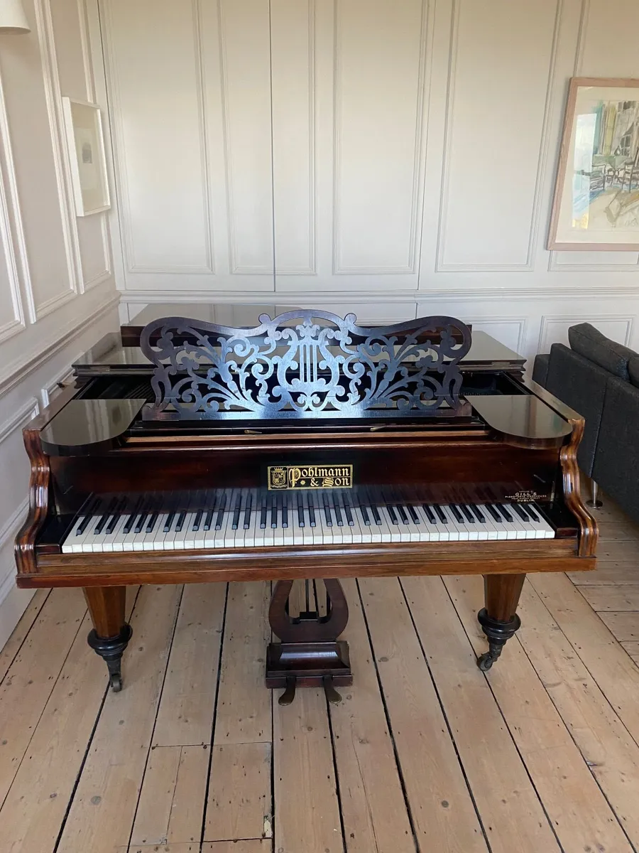 Grand Piano in Mint Condition - Image 1