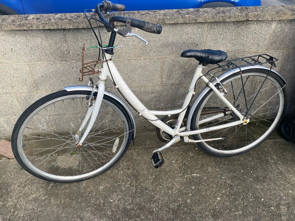 Women’s Raleigh Bike - Image 1