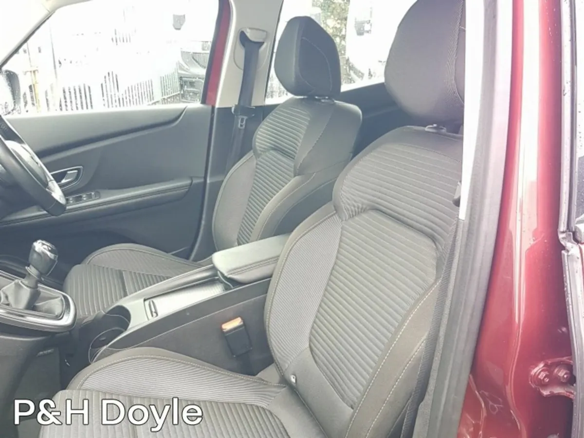 Renault Grand Scenic ICONIC - Image 4