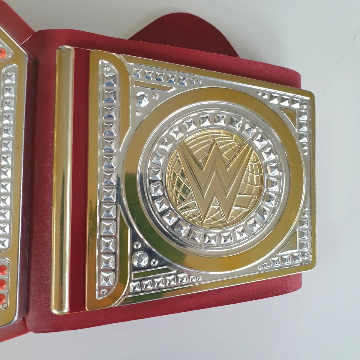 WWE universal champion talking belt wrestling - Image 4