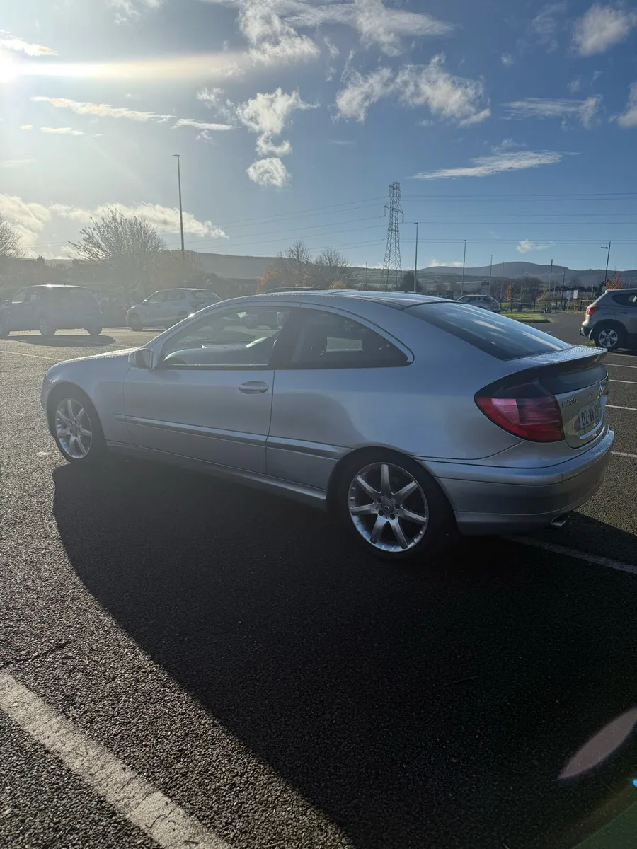 Mercedes Benz c180 - Image 3