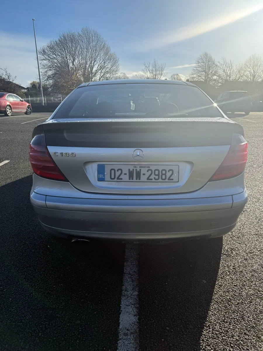 Mercedes Benz c180 - Image 4