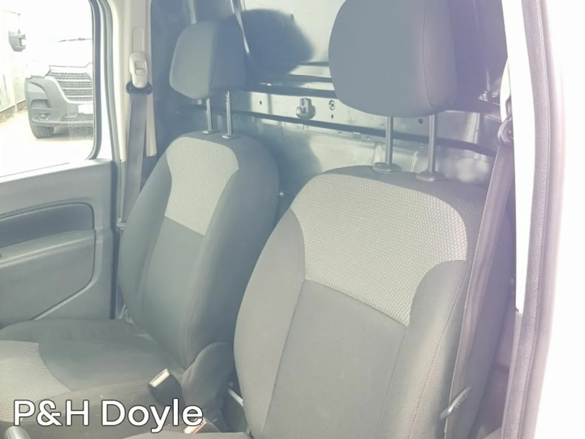 Renault Kangoo BUSINESS - Image 4