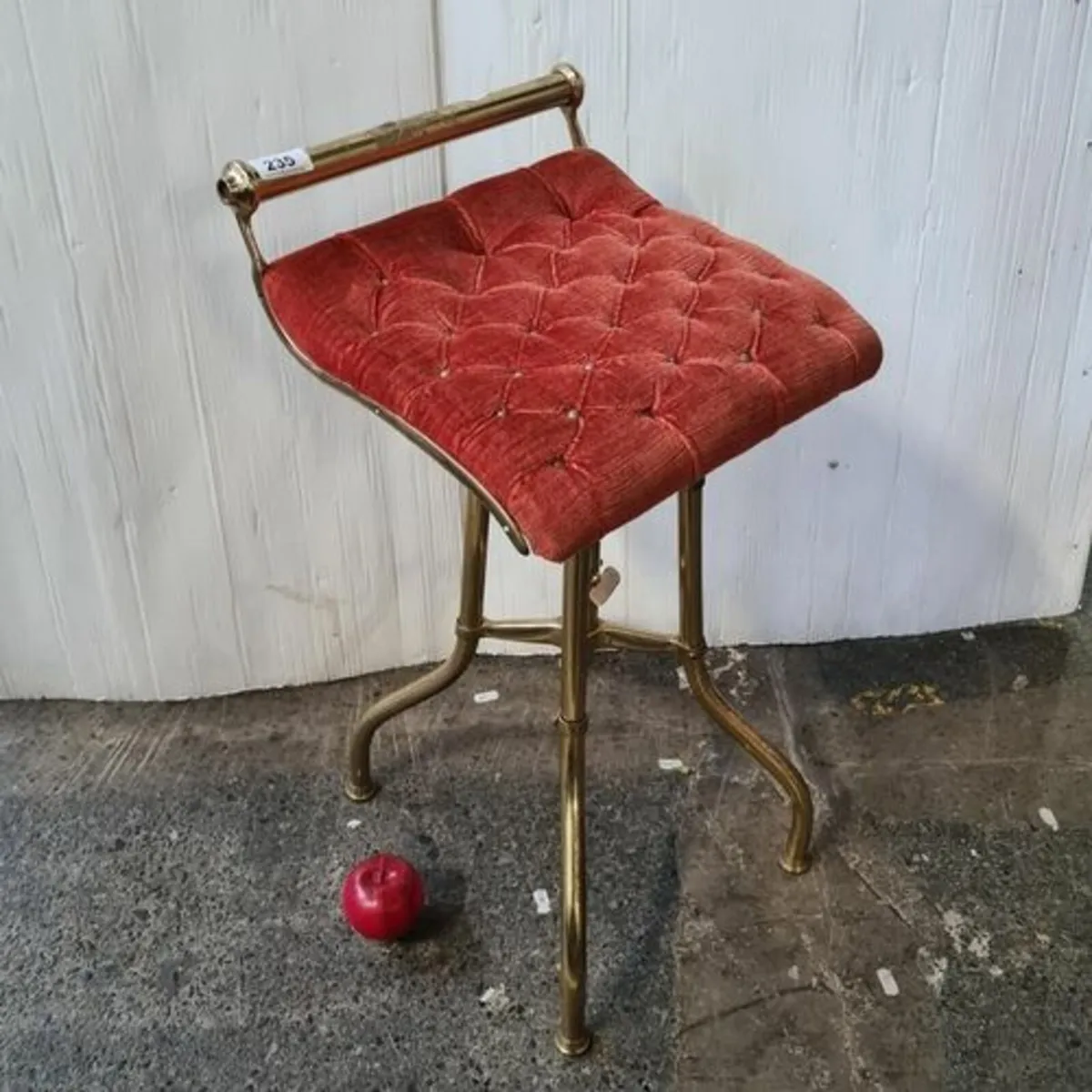 Antiques-Collectibles-Silver-Vintage-Treasures - Image 1