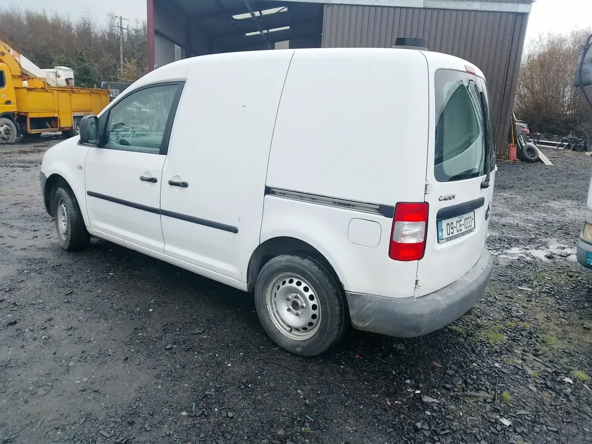 Volkswagen Caddy 2009 - Image 3