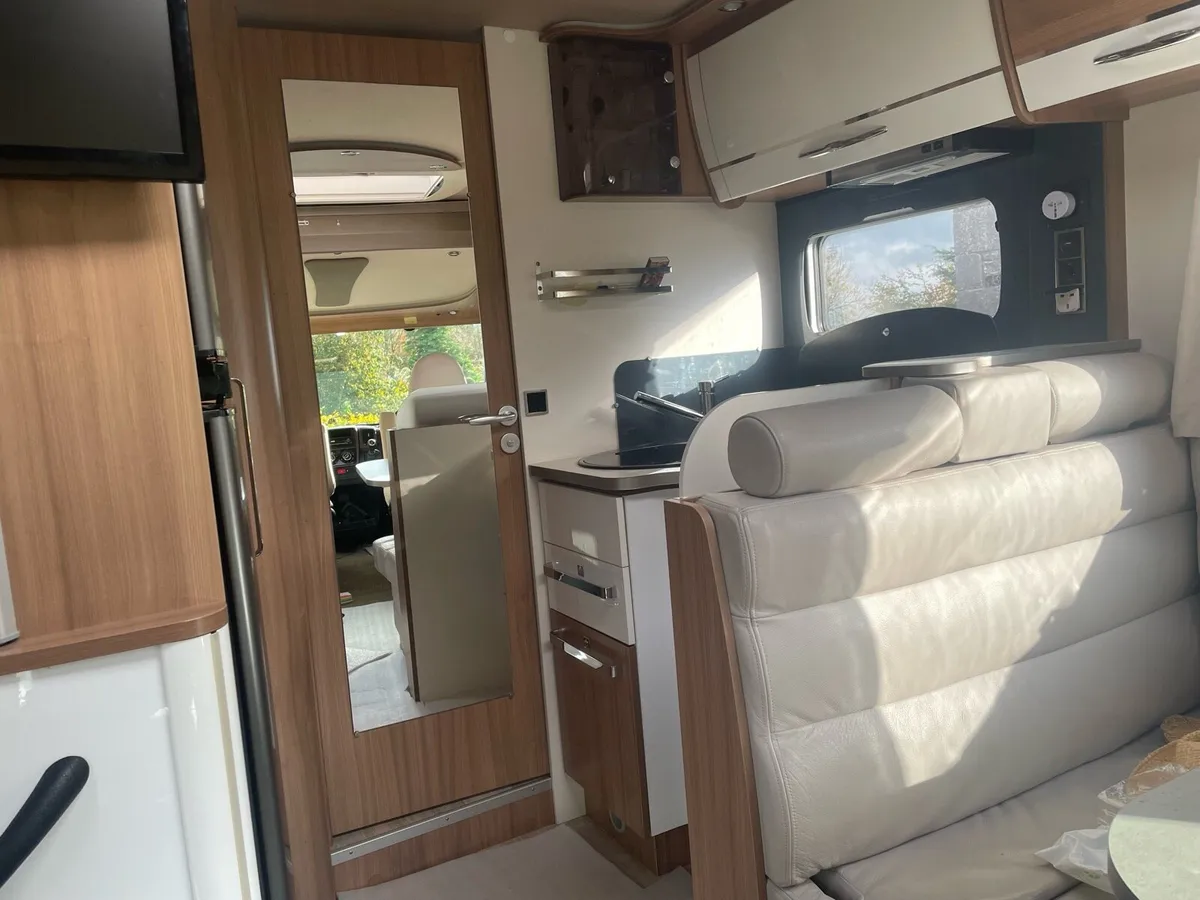 Motorhome - Image 3