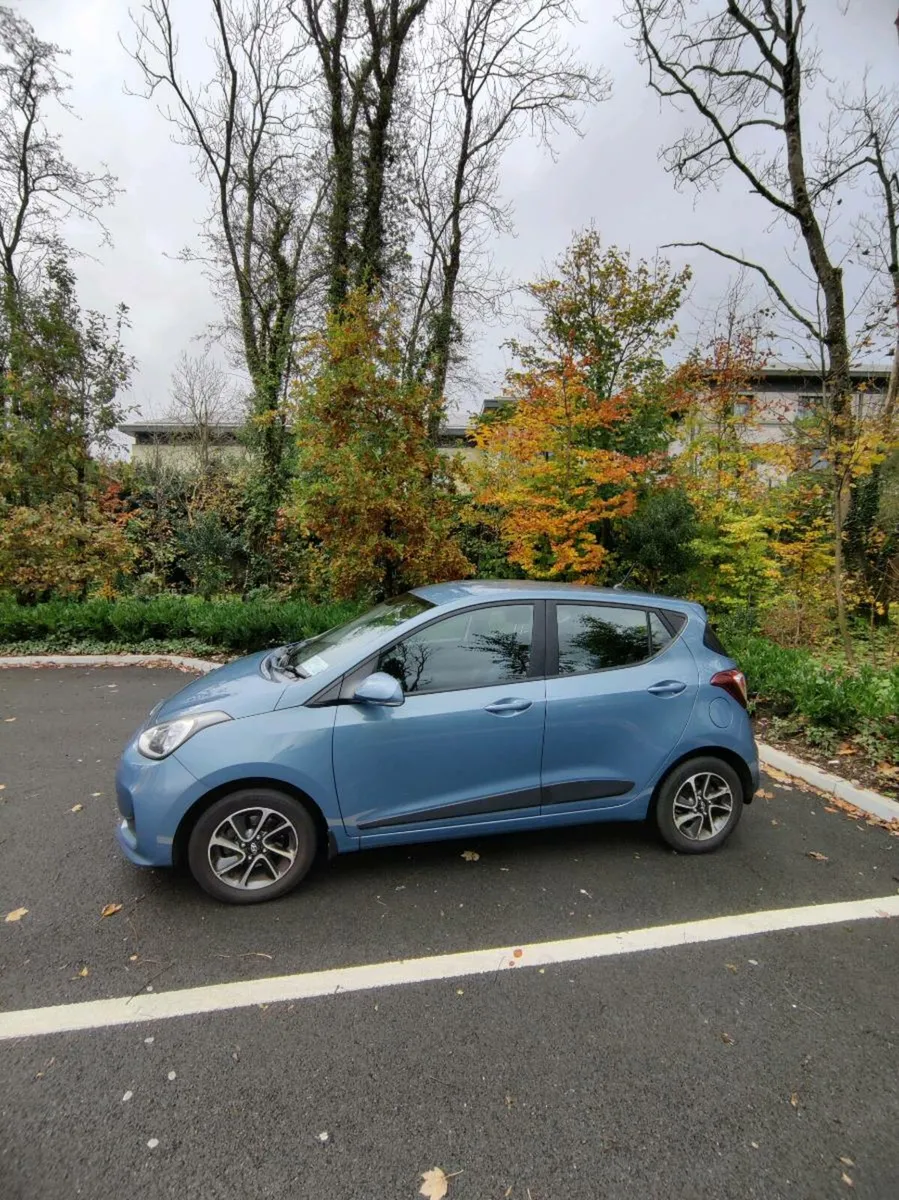 Hyundai i10 Premium (Deluxe) NCT October 2027 - Image 3