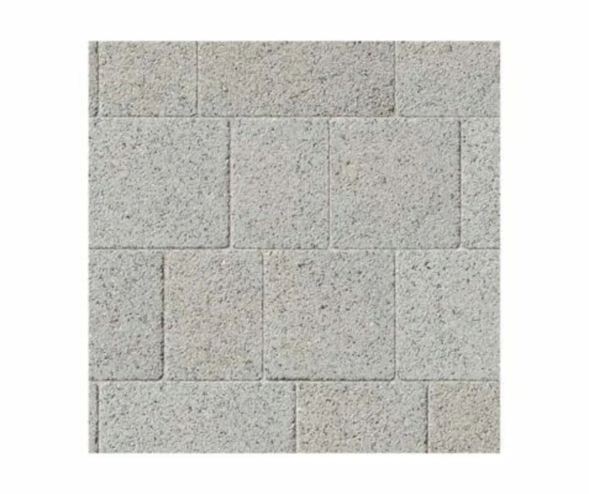 Kilsaran Newgrange Setts Silver Granite-60mm