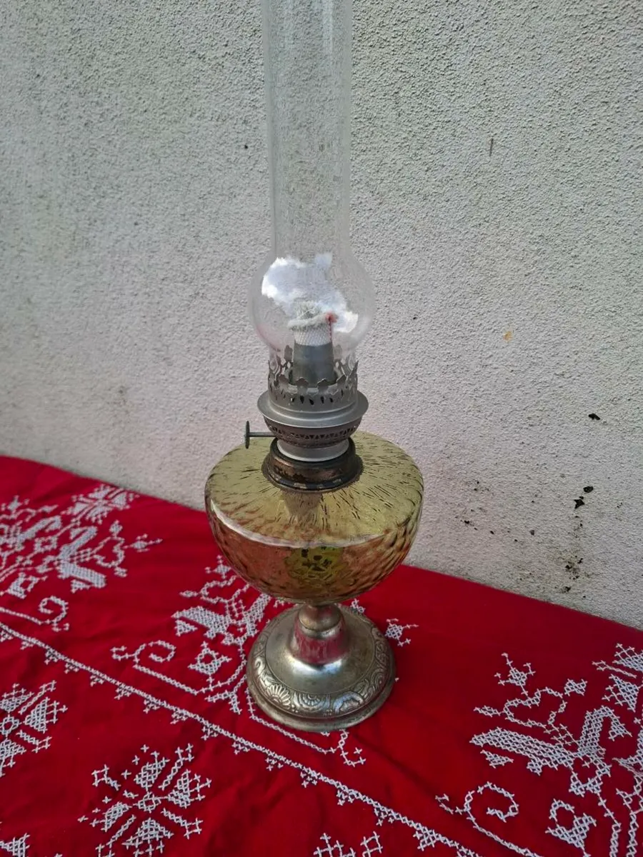 Stunning glass parafin lamp postage possible - Image 2
