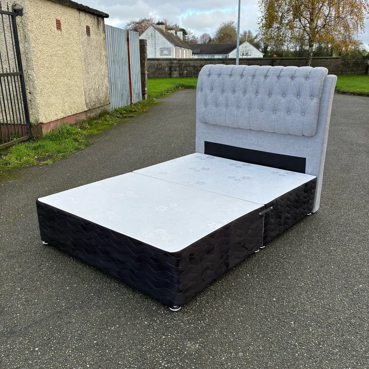 Double Bed - Image 3