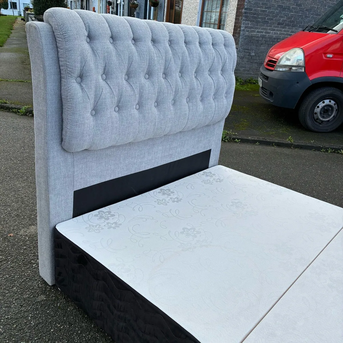 Double Bed - Image 4