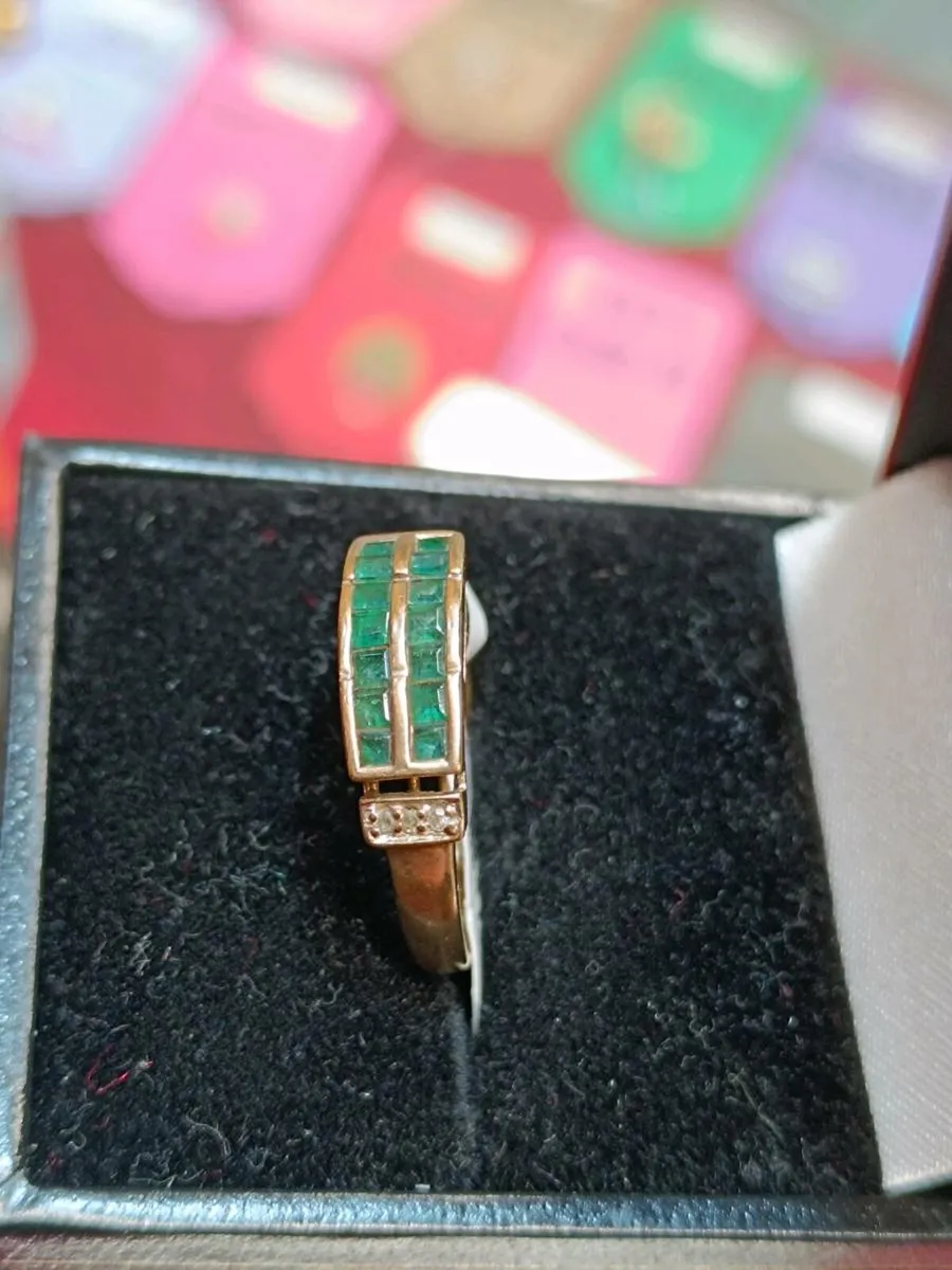Vintage 9k Gold Emerald & Diamond Ring - Image 3