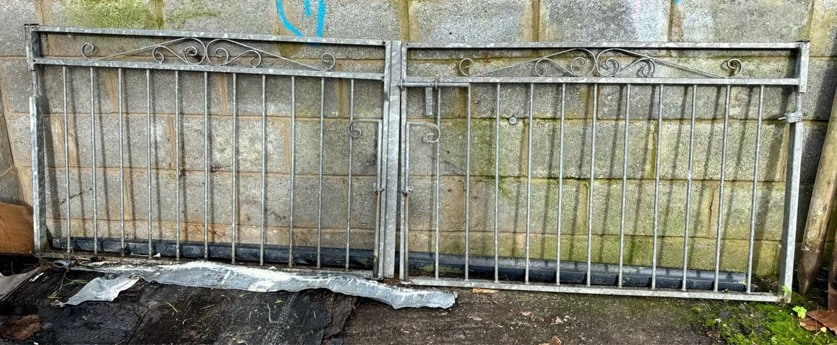 Driveway Gates - Image 2