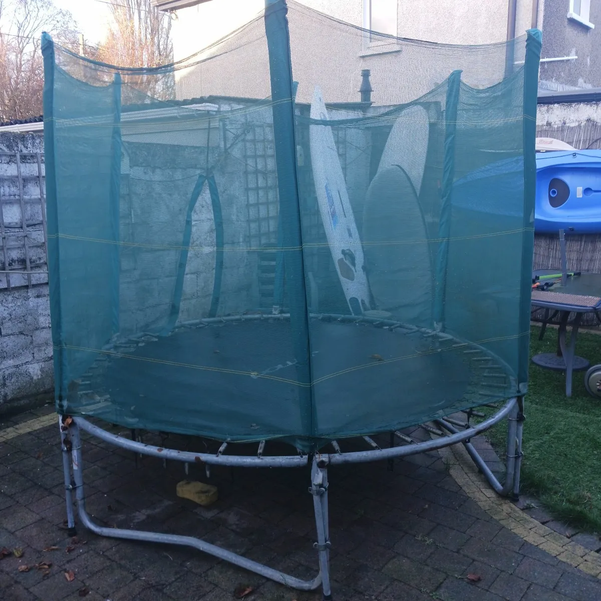 Trampoline