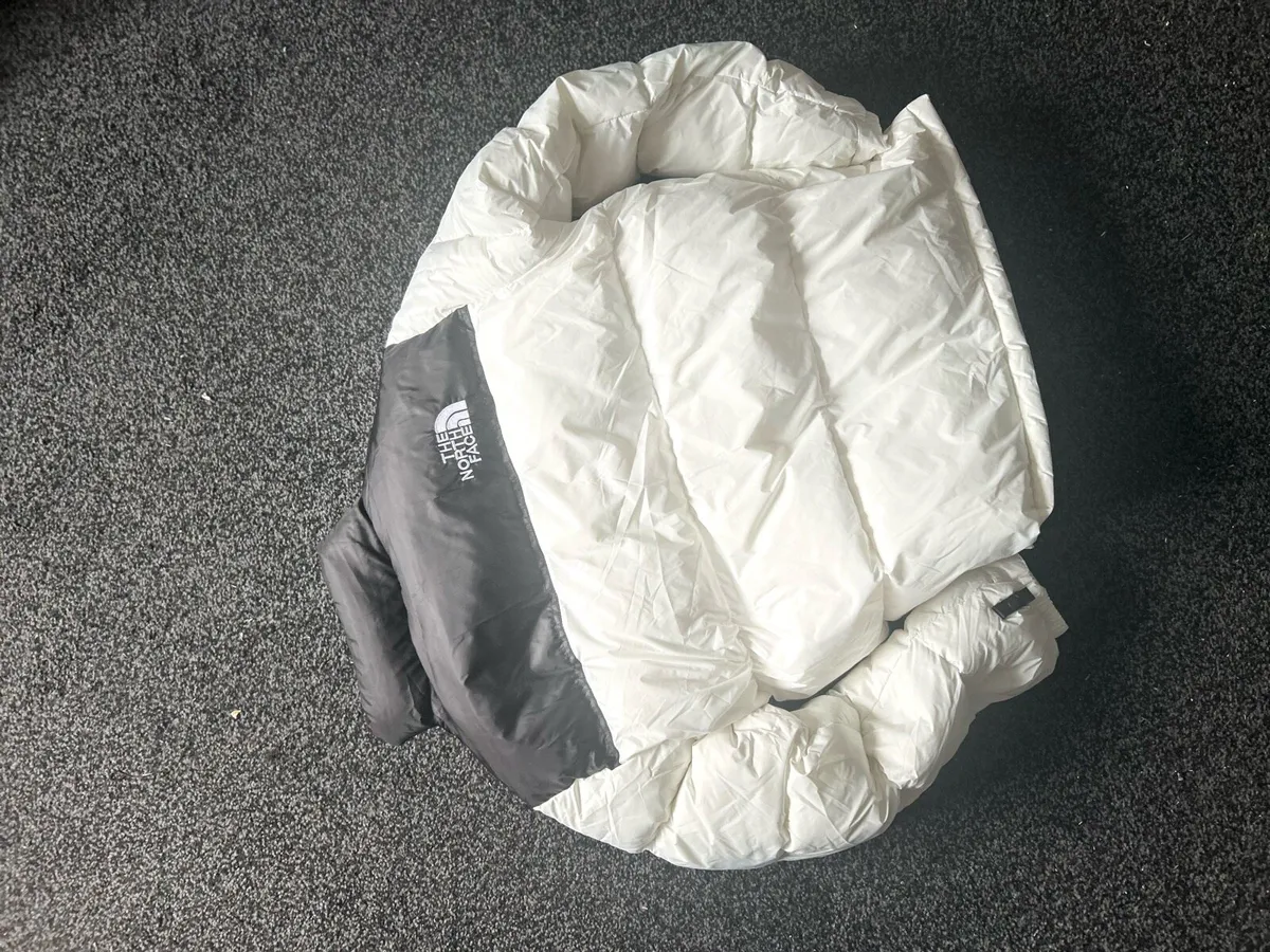 North Face Puffer Black/White Medium/Large - Image 4