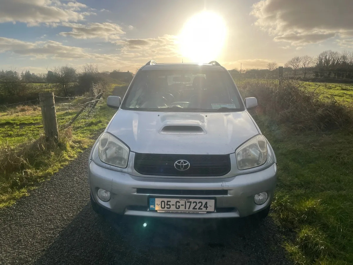 Toyota Rav 4 - Image 4