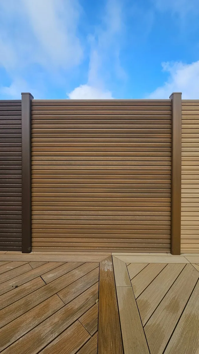 Composite Slatted Fencing Set - Image 4