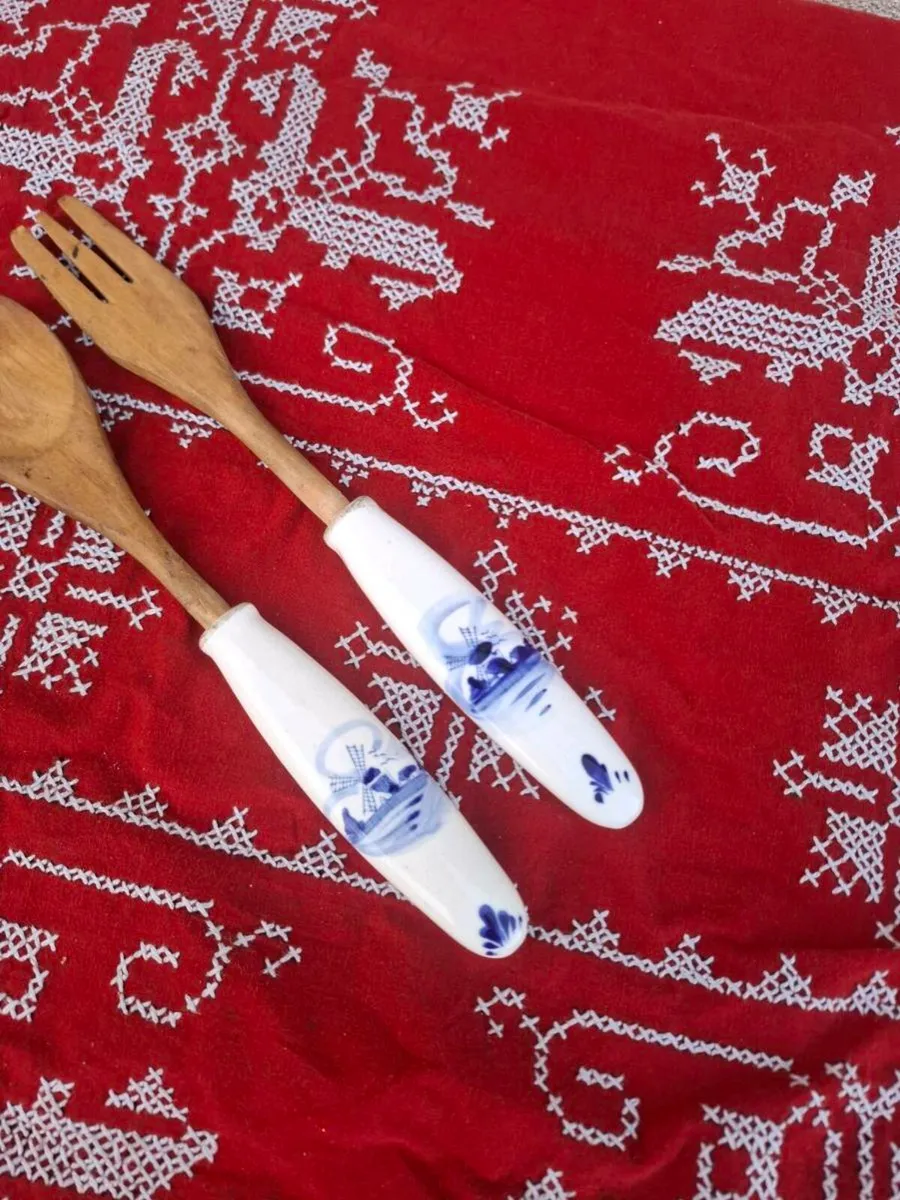 Delft style ceramic cutlery possible to post - Image 2