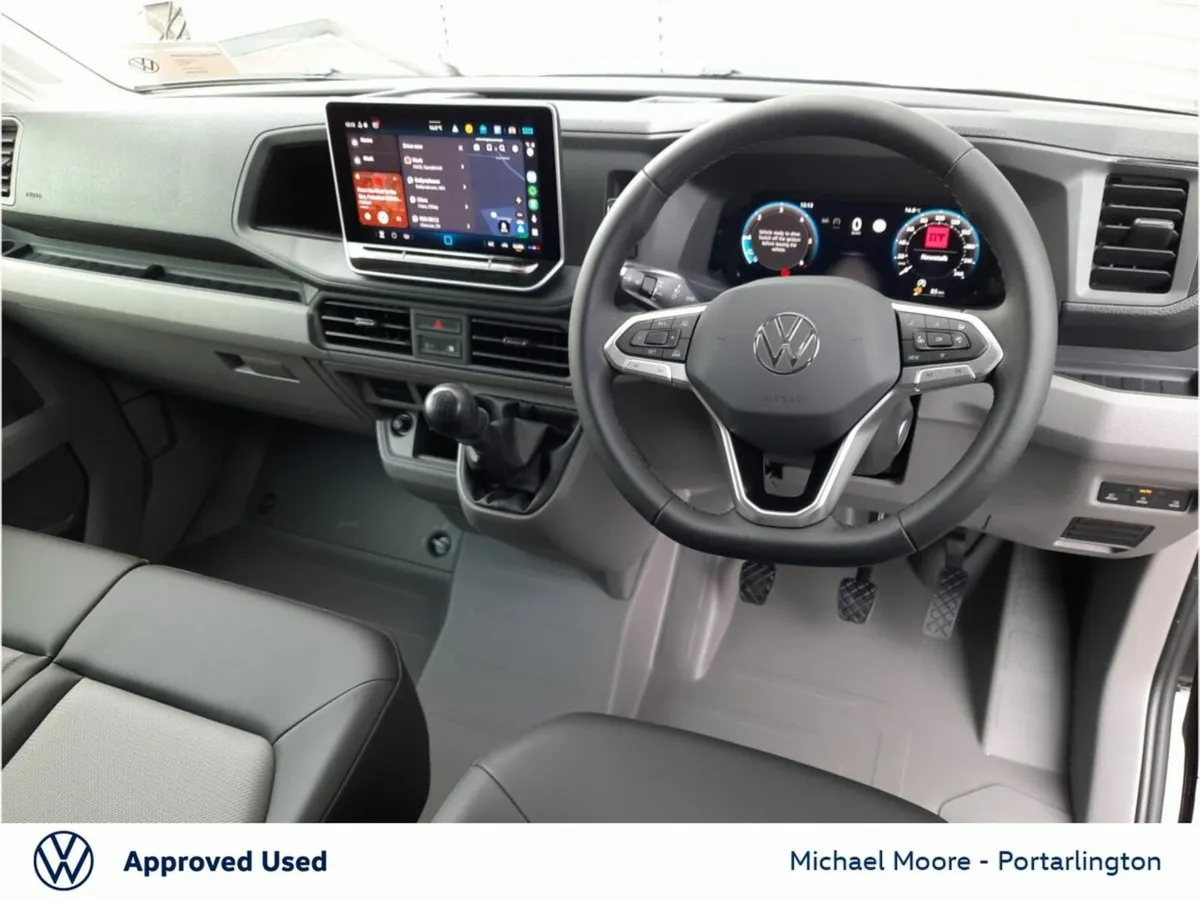 Volkswagen Crafter CRAFTER H 30 MWB 140BHP  M6F 5D - Image 2