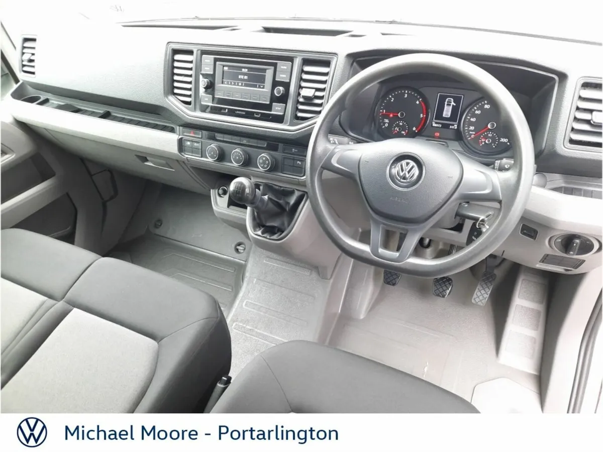 Volkswagen Crafter CRAFTER 35 MWB 140BHP  M6F 5DR - Image 2